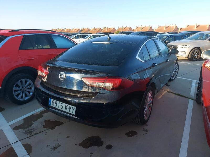 Opel Insignia Grand Sport: Revolución digital