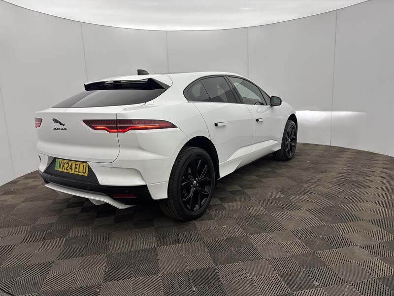 294kW EV400 R-Dynamic HSE Black 90kWh 5dr Auto [2024.5]