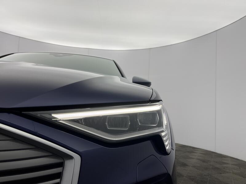 300kW 55 Quattro 95kWh S Line 5dr Auto [2022]