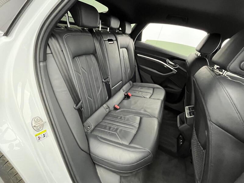 300kW 55 Quattro 95kWh S Line 5dr Auto [2022]