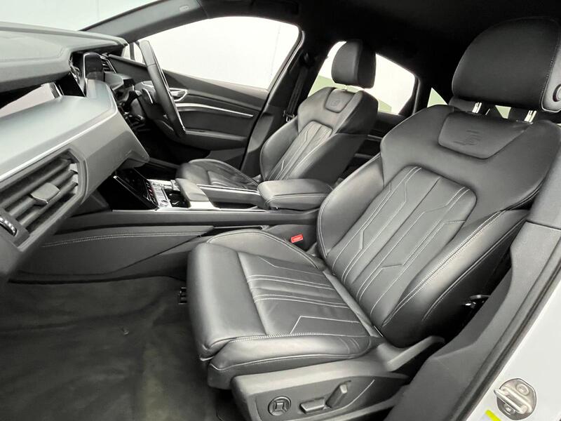 300kW 55 Quattro 95kWh S Line 5dr Auto [2022]