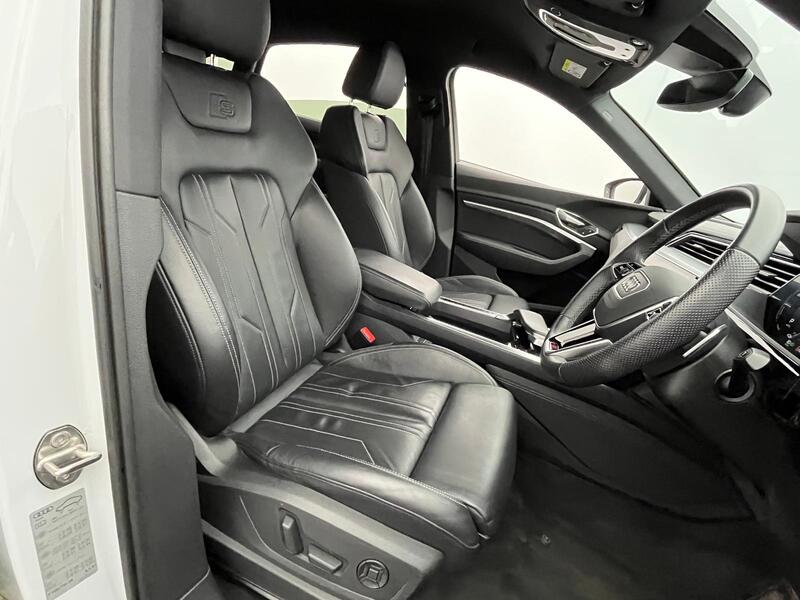 300kW 55 Quattro 95kWh S Line 5dr Auto [2022]