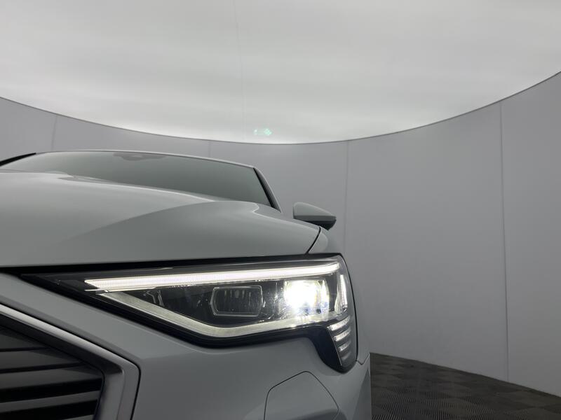 300kW 55 Quattro 95kWh S Line 5dr Auto [2022]