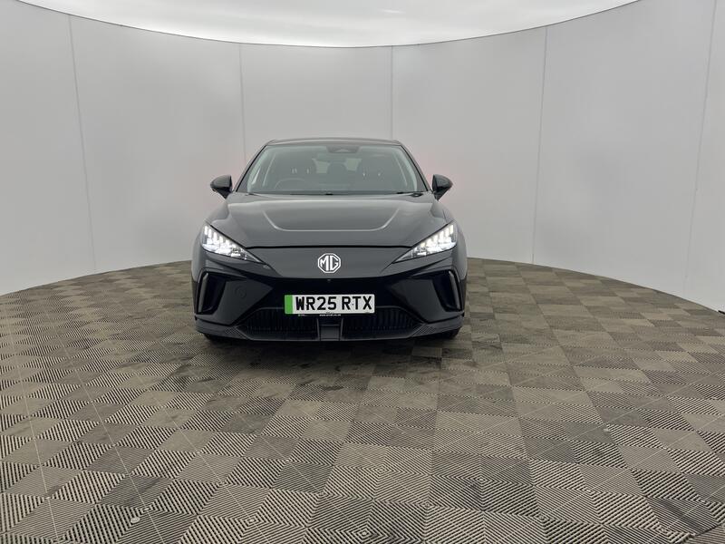 150kW Trophy EV Long Range 64kWh 5dr Auto [2024]