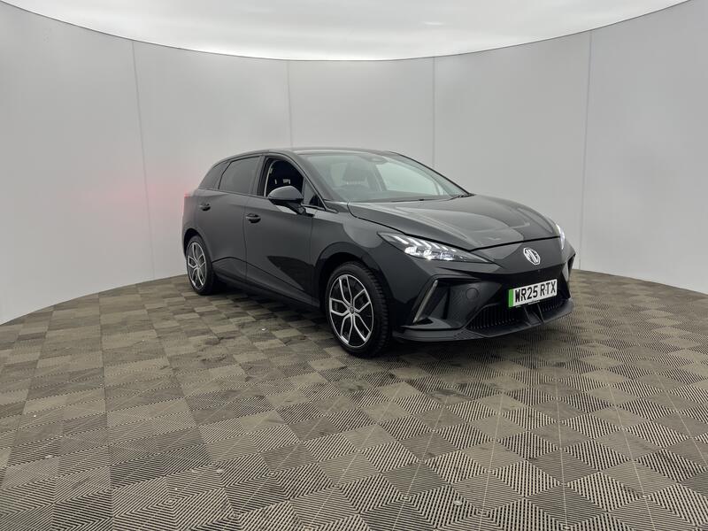 150kW Trophy EV Long Range 64kWh 5dr Auto [2024]