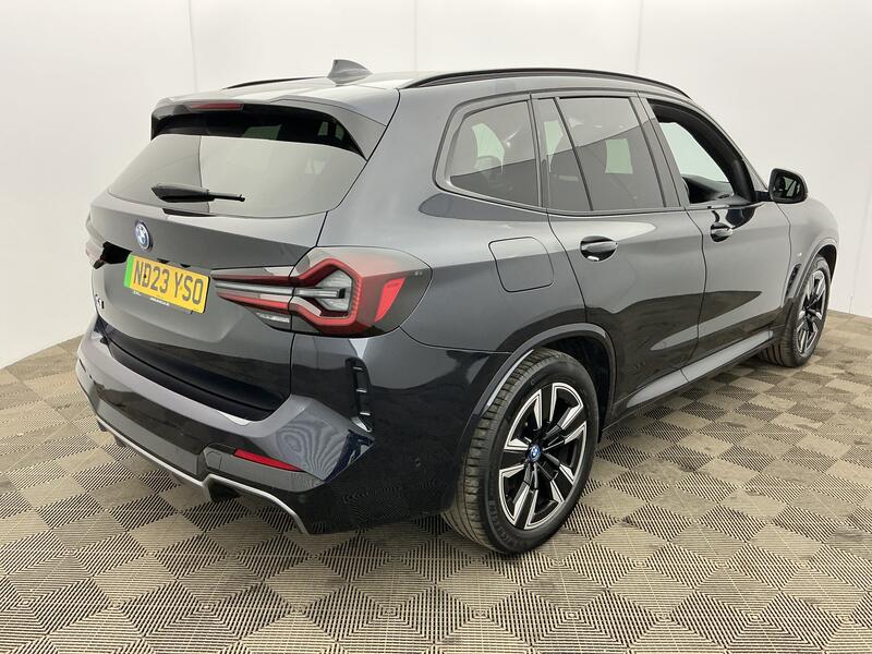 210kW M Sport 80kWh 5dr Auto [2022.5]