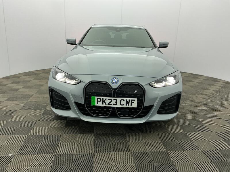 250kW eDrive40 M Sport 83.9kWh 5dr Auto [Pro Pack] [2022.5]