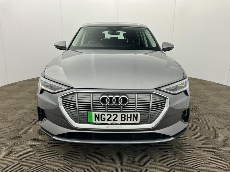 300kW 55 Quattro 95kWh Technik 5dr Auto