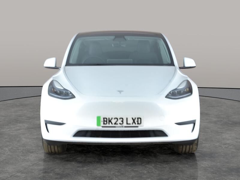 RWD 5dr Auto