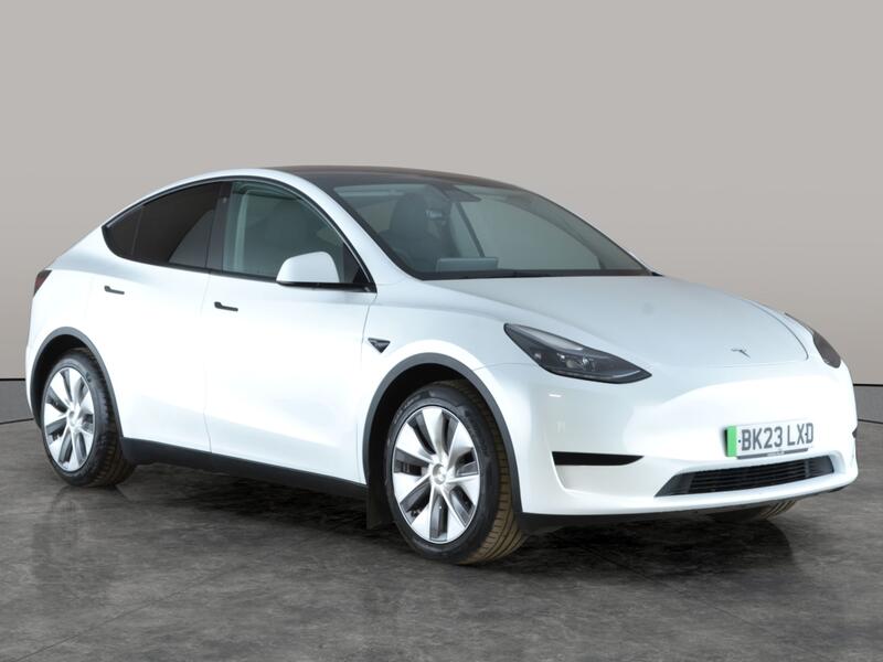 RWD 5dr Auto