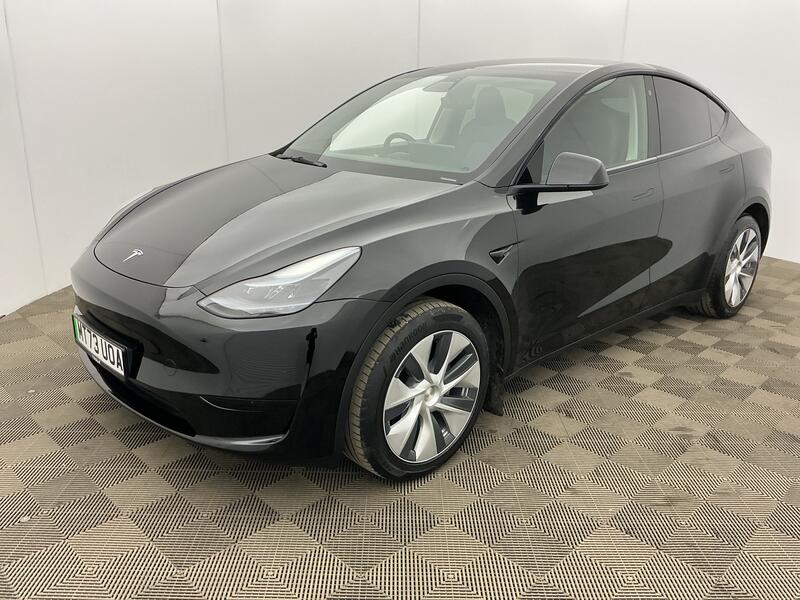 RWD 5dr Auto