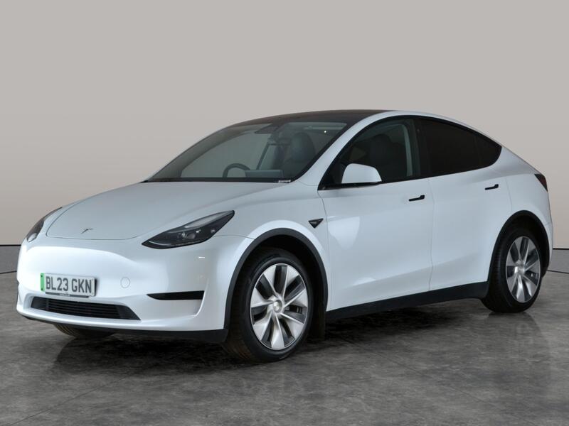 RWD 5dr Auto
