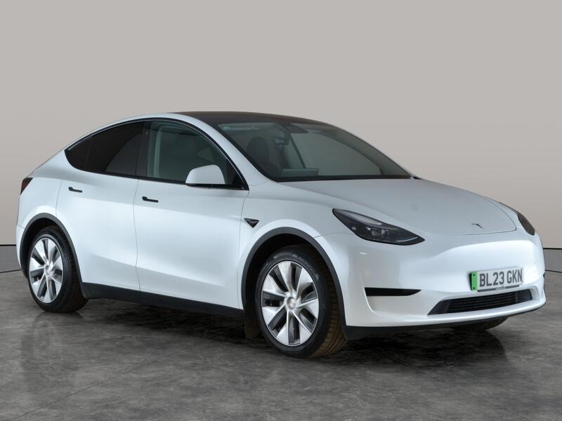 RWD 5dr Auto