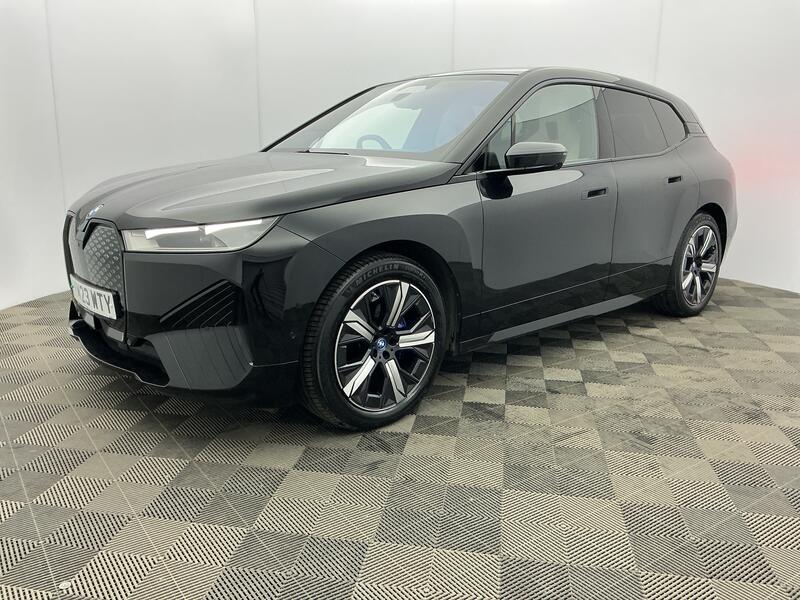240kW xDrive40 M Sport 77.6kWh 5dr Auto [Sky]