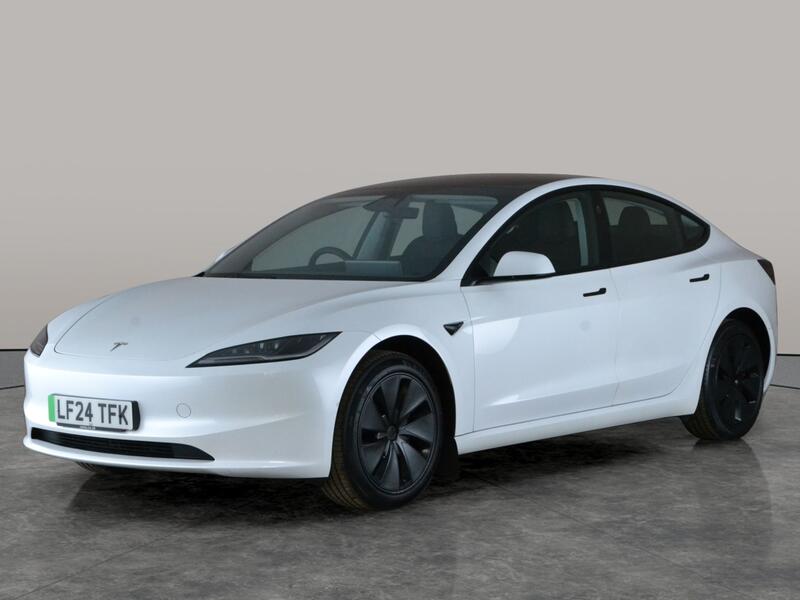 RWD 4dr Auto