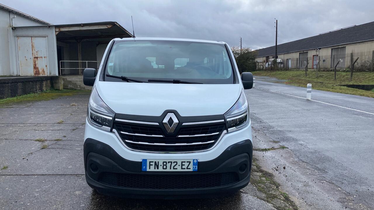 Renault Trafic Combi  Le partenaire de tous vos parcours