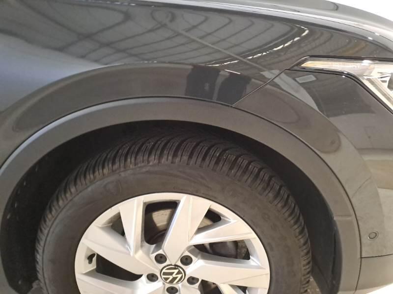 Volkswagen Tiguan SUV 2.0 TDI SCR 110KW ELEGANCE DSG - foto 36
