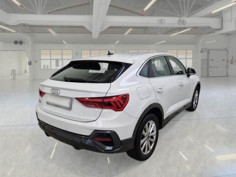 Audi Q3 SUV 35 TDI S TRONIC BUSINESS PLUS - foto 2