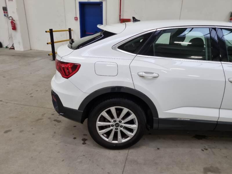 Audi Q3 SUV 35 TDI S TRONIC BUSINESS PLUS - foto 43