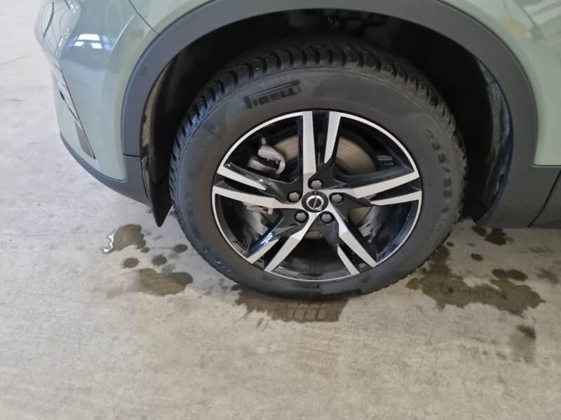 Volvo XC40 SUV B3 AUTOMATICO PLUS DARK - foto 20