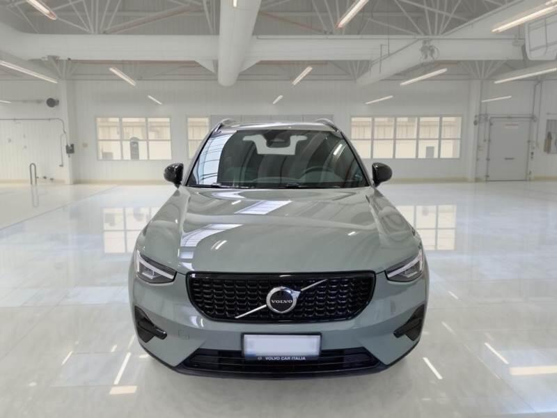 Volvo XC40 SUV B3 AUTOMATICO PLUS DARK - foto 6