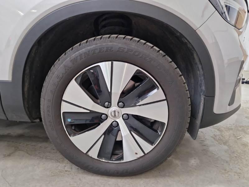 Volvo XC40 SUV T4 RECHARGE PLUG-IN AUTO PLUS BRIGHT - foto 17