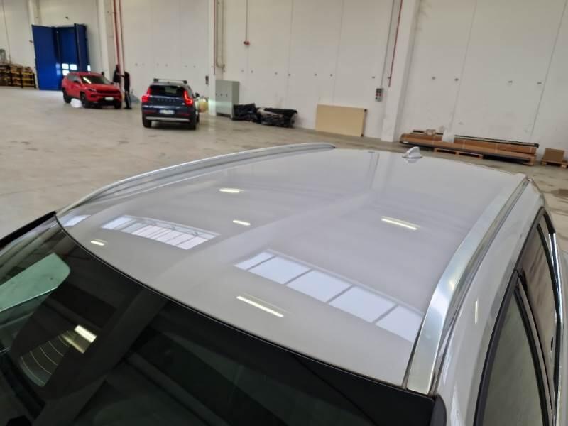 Volvo XC40 SUV T4 RECHARGE PLUG-IN AUTO PLUS BRIGHT - foto 21