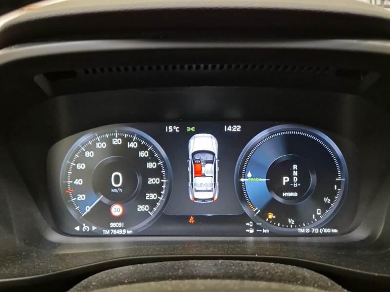Volvo XC40 SUV T4 RECHARGE PLUG-IN AUTO PLUS BRIGHT - foto 4