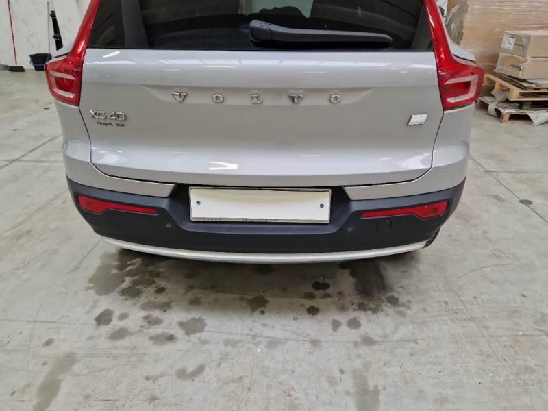 Volvo XC40 SUV T4 RECHARGE PLUG-IN AUTO PLUS BRIGHT - foto 40