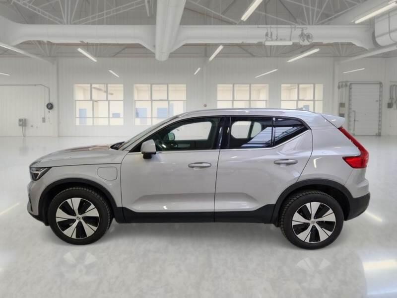 Volvo XC40 SUV T4 RECHARGE PLUG-IN AUTO PLUS BRIGHT - foto 8