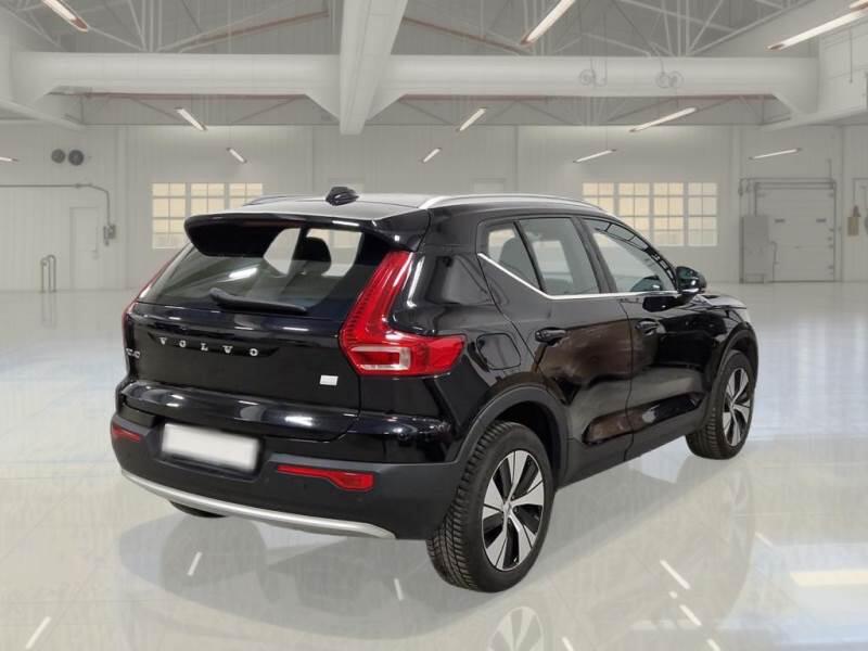 Volvo XC40 SUV T4 RECHARGE PLUG-IN AUTO CORE - foto 2