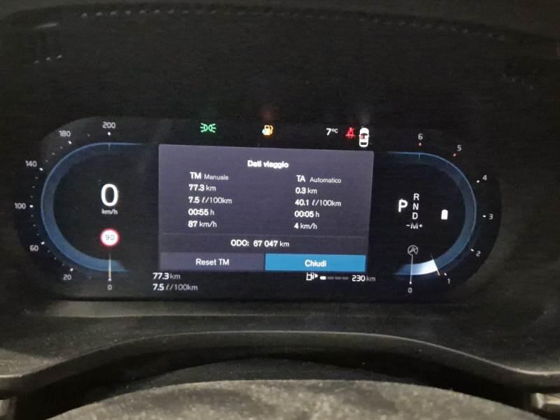 Volvo XC60 SUV B4 D AWD AUTOMATICO CORE - foto 4