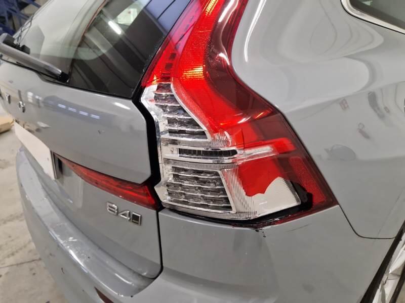 Volvo XC60 SUV B4 D AWD AUTOMATICO CORE - foto 38
