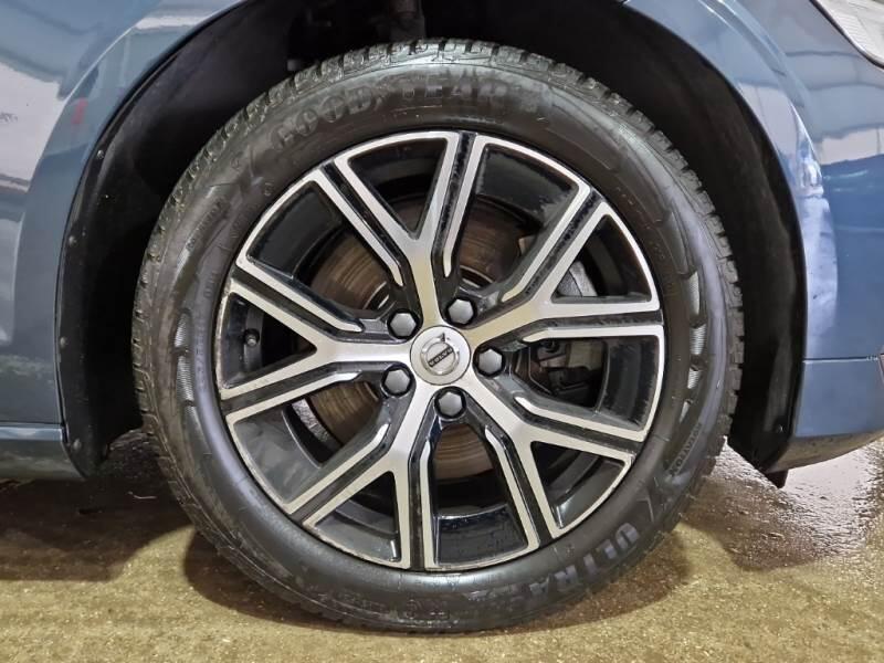 Volvo V60 STATION WAGON B4 D AUTOM.CORE - foto 17