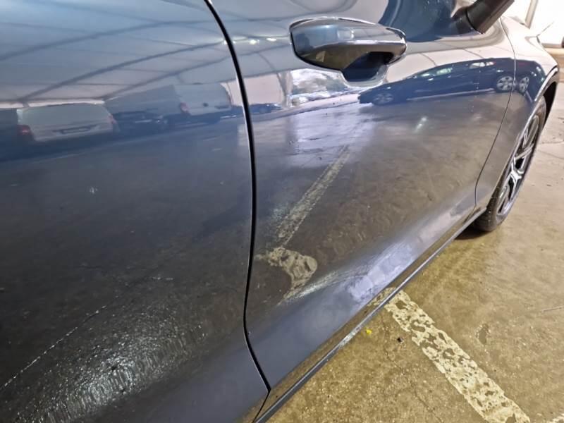Volvo V60 STATION WAGON B4 D AUTOM.CORE - foto 39