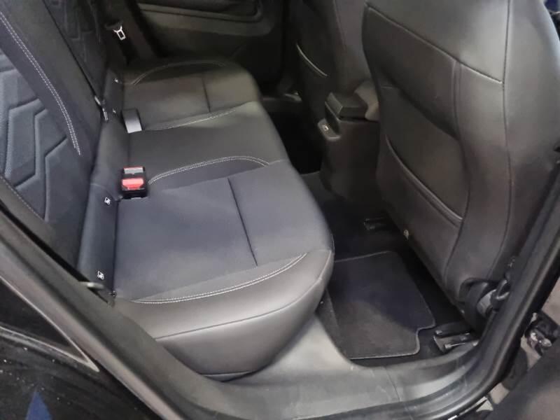 Jeep Avenger SUV 1.2 MHEV E-HYBRID TURBO ALTITUDE - foto 16