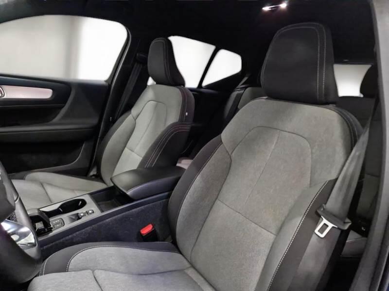 Volvo XC40 SUV T4 RECHARGE PLUG-IN AUTO CORE - foto 11