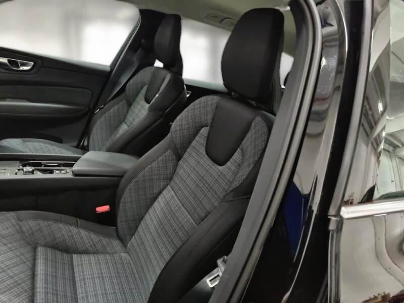 Volvo XC60 SUV B4 D AUTOMATICO CORE - foto 11