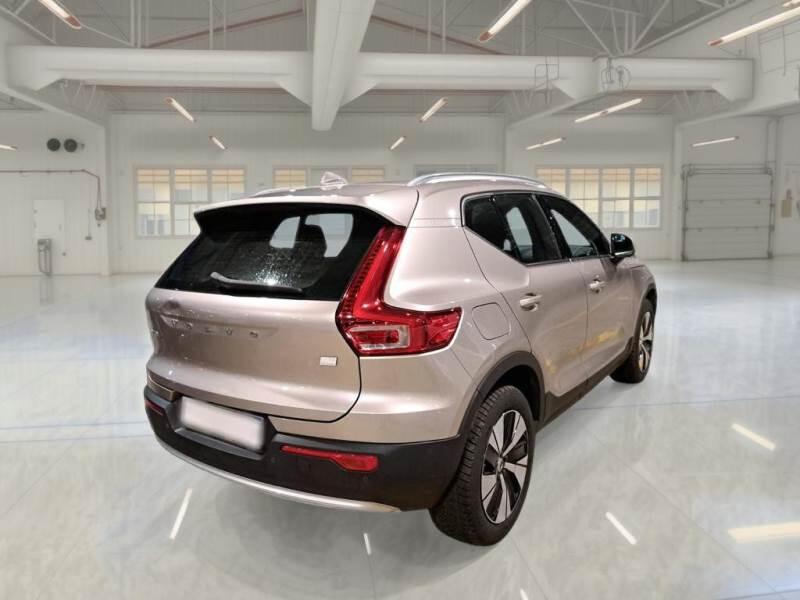 Volvo XC40 SUV T5 RECHARGE PLUG-IN AUTO CORE - foto 2
