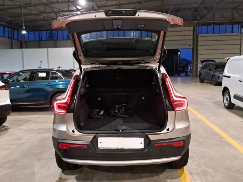Volvo XC40 SUV T5 RECHARGE PLUG-IN AUTO CORE - foto 5
