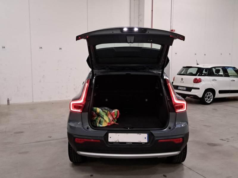 Volvo XC40 SUV T4 RECHARGE PLUG-IN AUTO CORE - foto 5