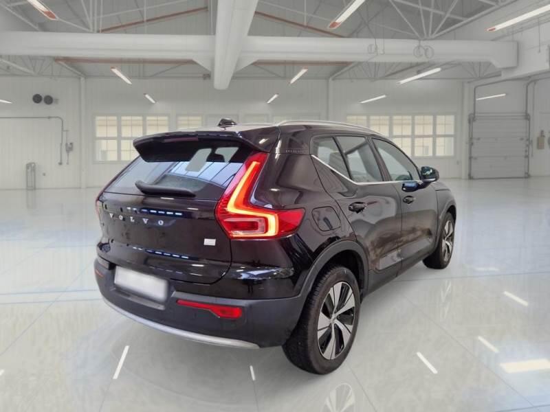 Volvo XC40 SUV T5 RECHARGE PLUG-IN AUTO CORE - foto 2