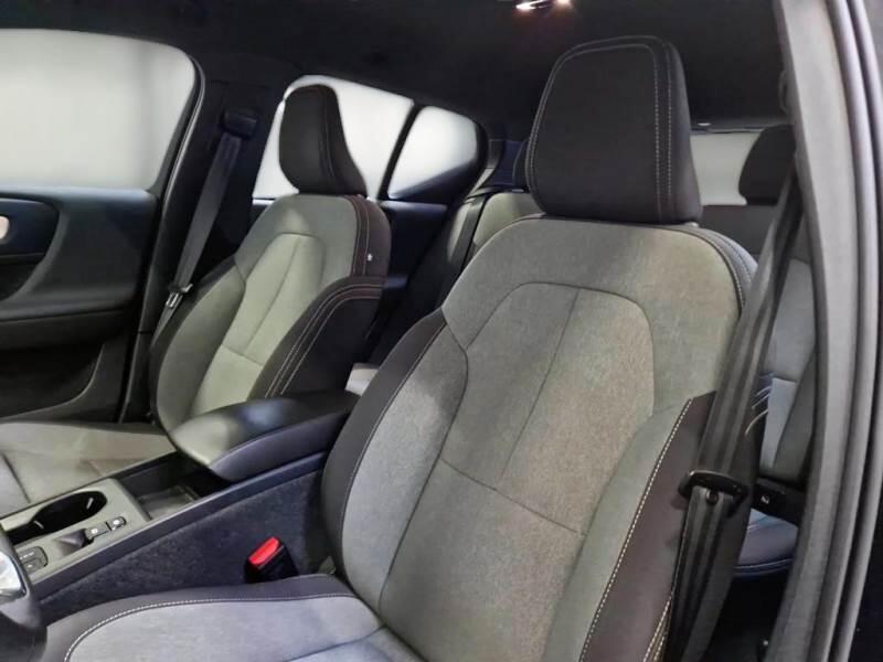 Volvo XC40 SUV T5 RECHARGE PLUG-IN AUTO CORE - foto 11