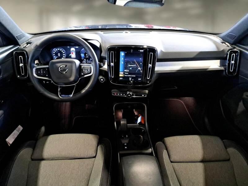 Volvo XC40 SUV T5 RECHARGE PLUG-IN AUTO CORE - foto 3