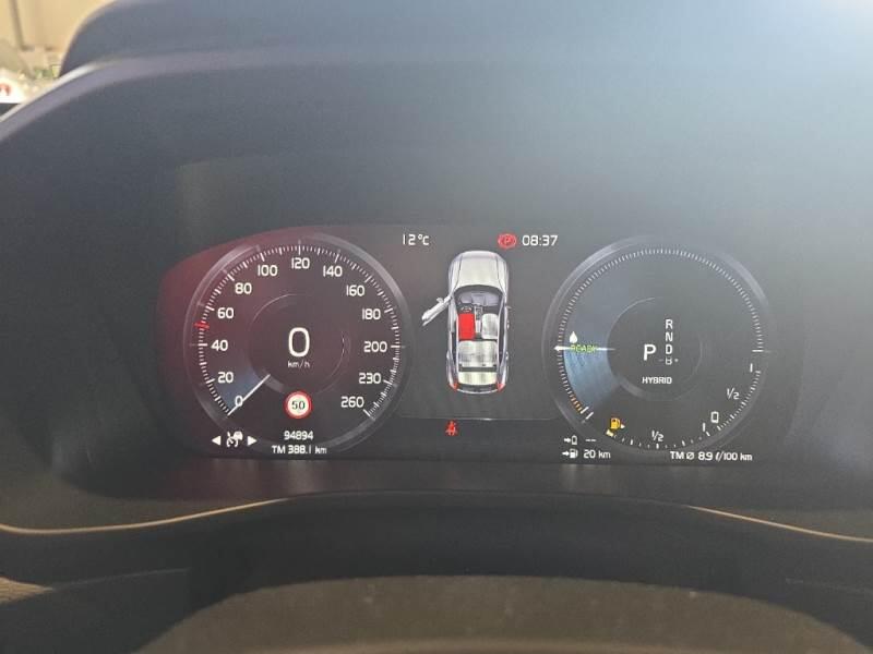 Volvo XC40 SUV T5 RECHARGE PLUG-IN AUTO CORE - foto 4