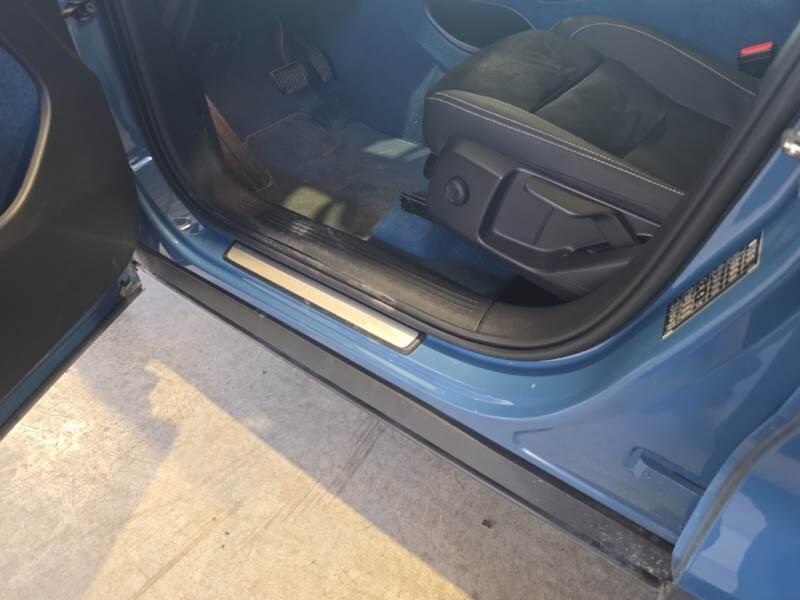 Volvo XC40 SUV T5 RECHARGE PLUG-IN AUTO CORE - foto 74