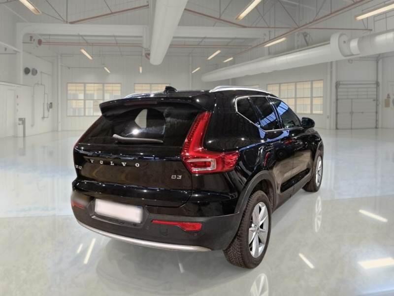 Volvo XC40 SUV B3 AUTOMATICO CORE - foto 2