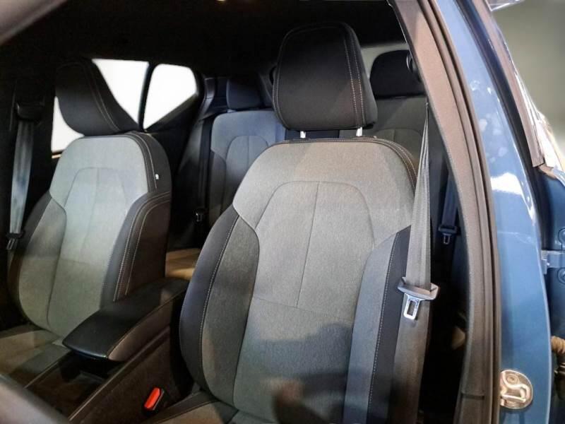 Volvo XC40 SUV T5 RECHARGE PLUG-IN AUTO CORE - foto 11