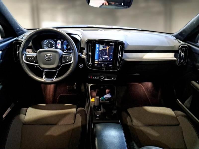 Volvo XC40 SUV T5 RECHARGE PLUG-IN AUTO CORE - foto 3