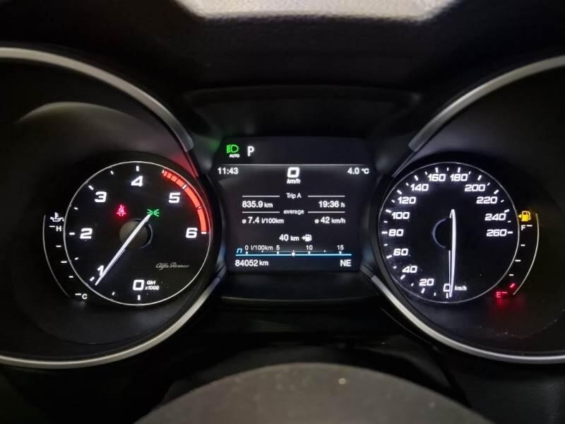 Alfa Romeo Stelvio SUV 2.2 TD 190 CV SUPER BUSINESS AT8 Q4 - foto 4